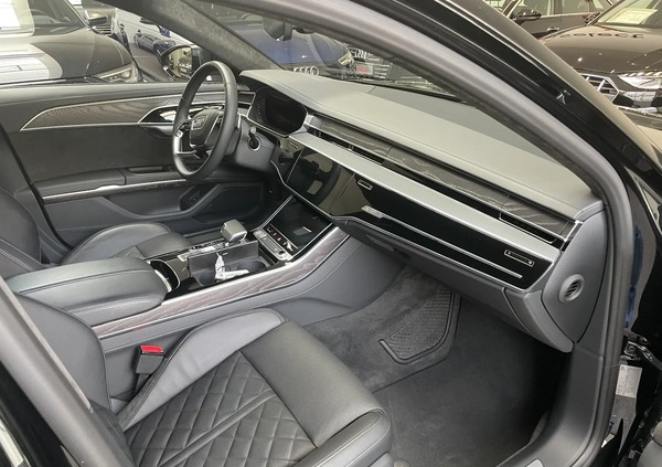 Audi A8 cena 336000 przebieg: 53246, rok produkcji 2020 z Skórcz małe 154